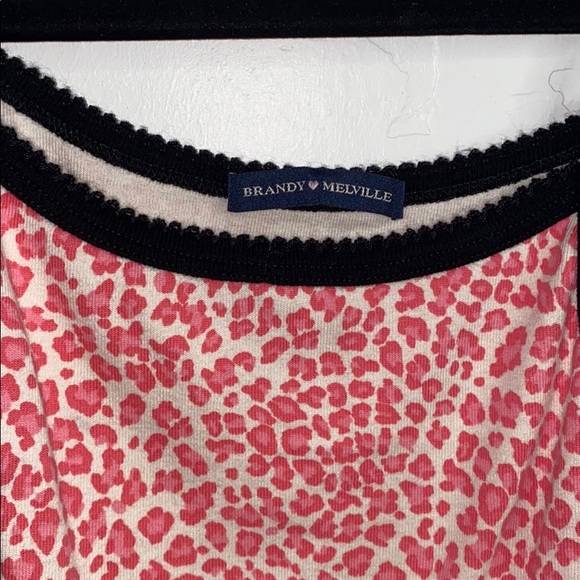 Pink cheetah crop top - Picture 3 of 3